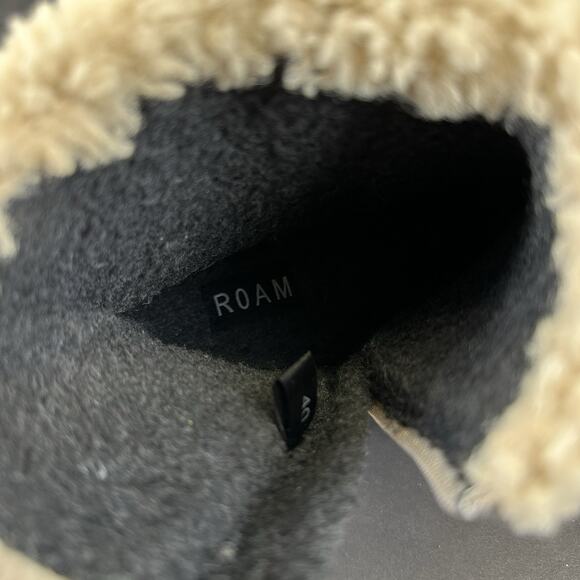 Roam Mini Boosh Boots Fuzzy Nude Faux Shearling Ankle Zip Shoe Boots EU 40 US 10 - Picture 7 of 7